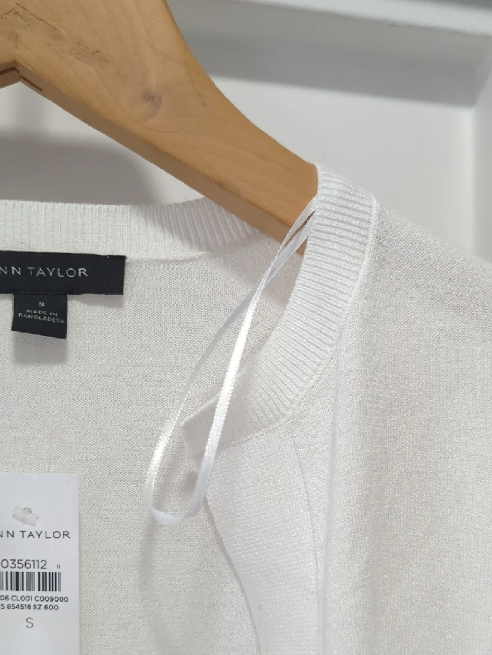 Ann Taylor White Open-Front Knit Cardigan with Crew Neckline Size Small - Picture 10 of 10